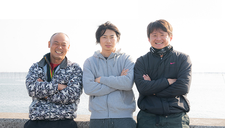 右から牛嶋 昭成、浦山 幹弥、中村 誠の写真